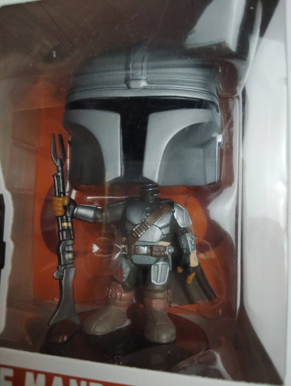 The Mandalorian - Mandalorian Funko Pop Bobblehead #345 Vinyl Figure  - Picture 2 of 7